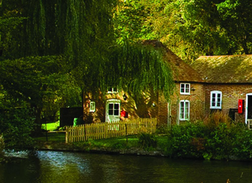 Leeds Castle Holiday Cottages Мейдстон Номер фото